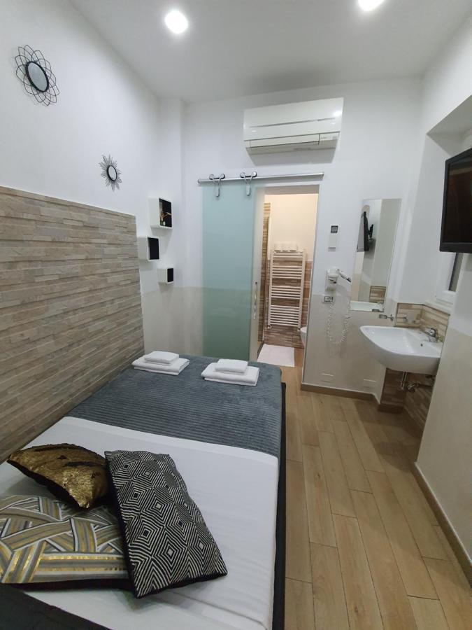 לה ספציה Marla Rooms מראה חיצוני תמונה